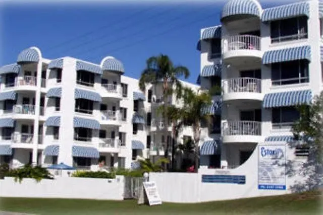 Estoril On Moffat Aparthotel Sunshine Coast